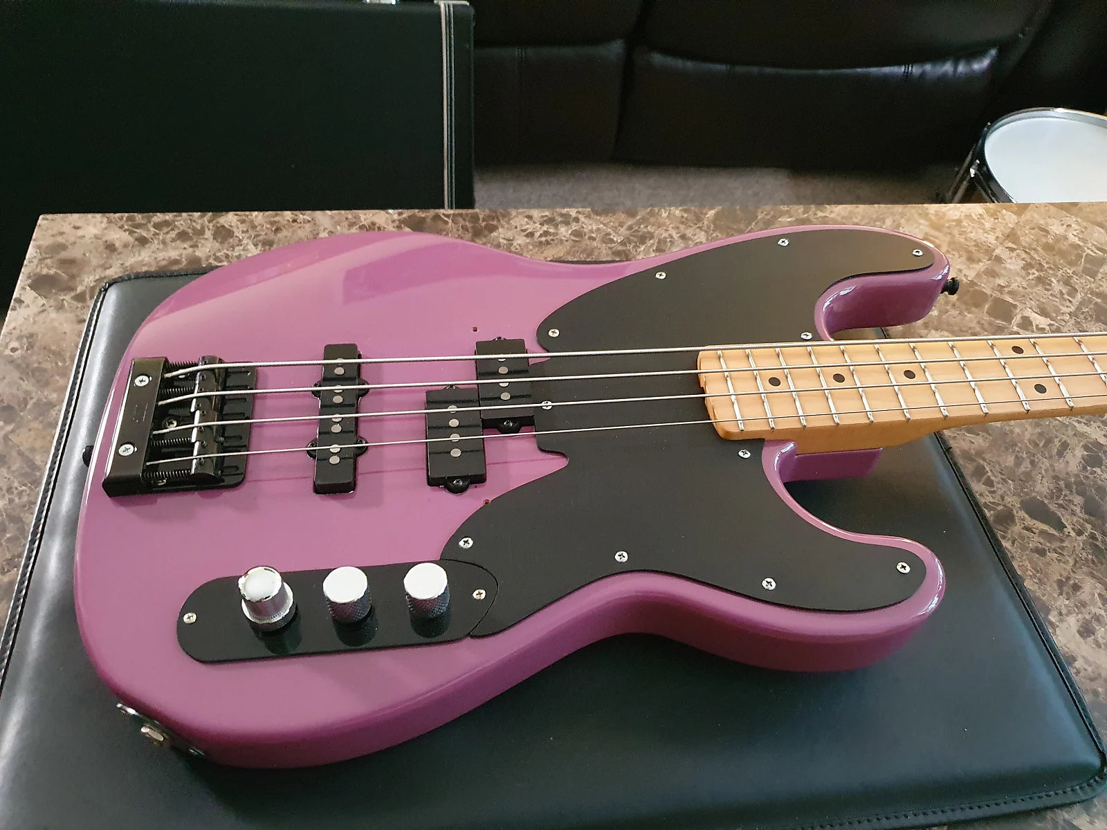 1984 fender precision bass deals