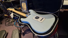 Load image into Gallery viewer, NEW 2001 Fender American Standard Stratocaster USA Strat Guitar Blue NEVER PLAYED NOS! MAPLE FRETBOARD
