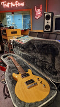 Load image into Gallery viewer, Jackson USA Scott Ian JJ1 Anthrax Signature Les Paul Jr DC Double Cut Korina Electric guitar

