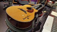 Load image into Gallery viewer, Breedlove D25 Herringbone USA American Acoustic Guitar Owned by Dave Mustaine of Megadeth
