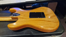 Load image into Gallery viewer, 1979 Fender Stratocaster Natural Ash USA American Vintage 70s Strat Electric Guitar

