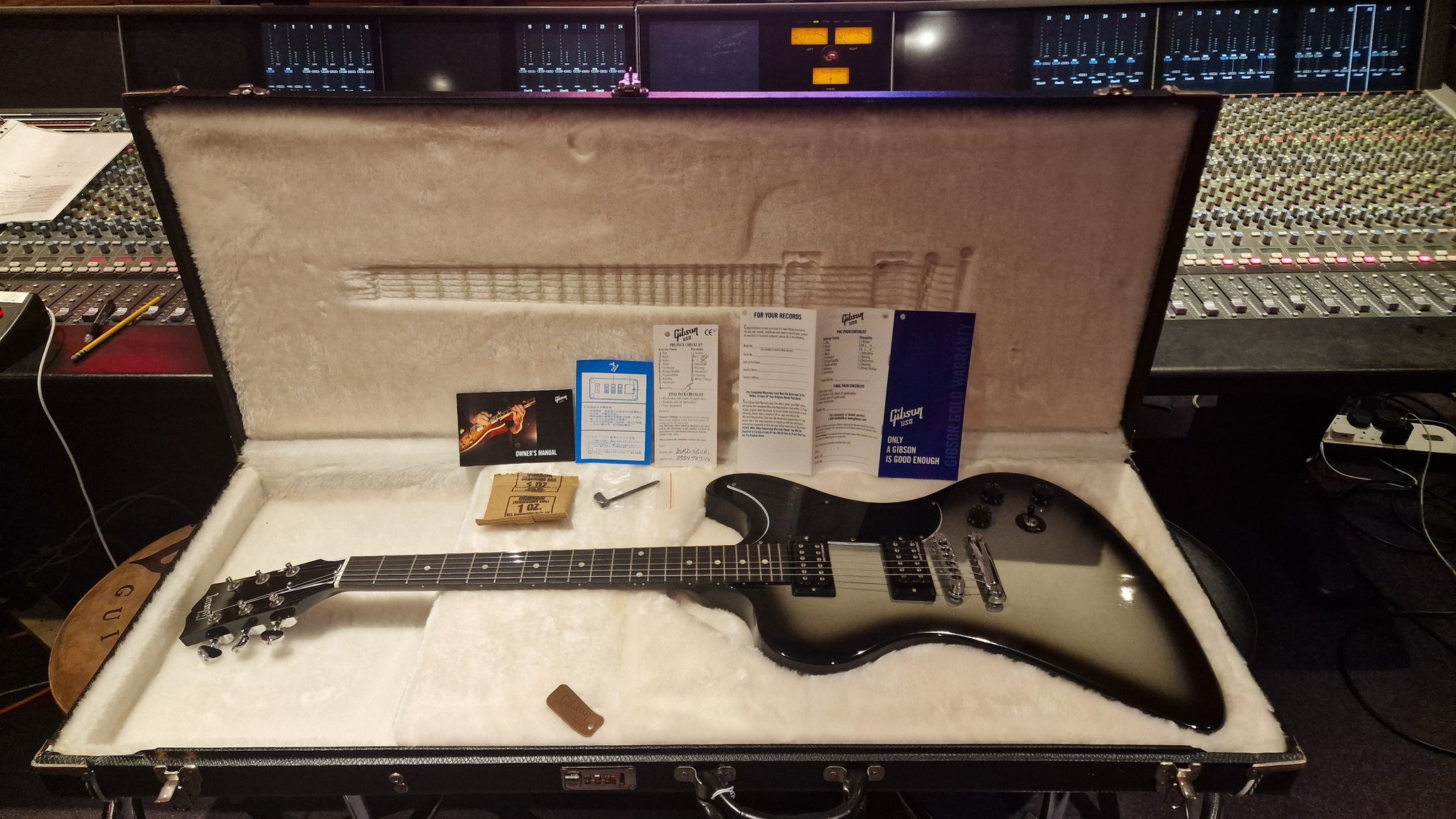 Gibson RD Silverburst Limited Edition 2007 Guitar of the
