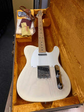 Load image into Gallery viewer, Fender American Vintage &#39;58 Telecaster Aged White Blonde 1958 USA AV Reissue Tele BRAND NEW OLD STOCK (Discontinued Model)
