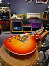 Load image into Gallery viewer, Gibson Les Paul Standard &#39;50s Left Hand LF Lefty Heritage Cherry Sunburst Electric Guitar BRAND NEW
