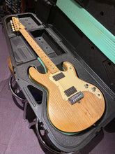 Load image into Gallery viewer, 1980 Peavey T-15 American USA Vintage 80s T15 Electric Guitar
