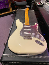 Load image into Gallery viewer, Fender Nile Rodgers Hitmaker Stratocaster Olympic White American USA Limited Edition Signature Electric Guitar BRAND NEW
