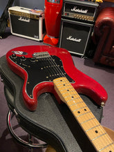 Load image into Gallery viewer, 1979 FENDER Stratocaster Vintage 70s American USA Strat Red Electric Guitar For Sale
