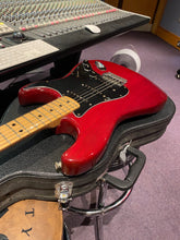 Load image into Gallery viewer, 1979 FENDER Stratocaster Vintage 70s American USA Strat Red Electric Guitar For Sale
