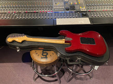 Load image into Gallery viewer, 1979 FENDER Stratocaster Vintage 70s American USA Strat Red Electric Guitar For Sale
