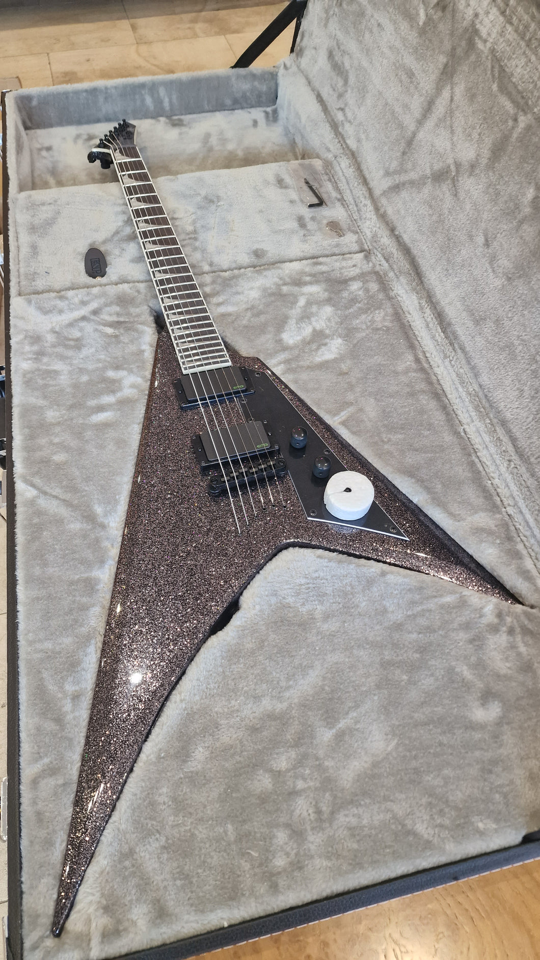 ESP LTD KH-V Kirk Hammett Metallica Signature Guitar Black Sparkle
