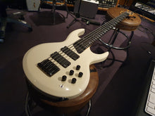 Load image into Gallery viewer, David Ellefson Megadeth Personally Owned Custom Shop Masterbuilt Boutique G.Art Concept Bass
