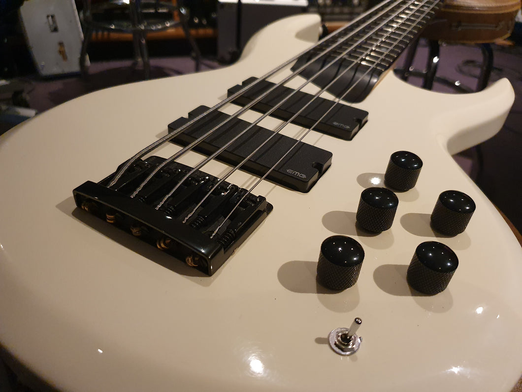 David Ellefson Megadeth Personally Owned Custom Shop Masterbuilt Boutique G.Art Concept Bass