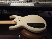 Load image into Gallery viewer, David Ellefson Megadeth Personally Owned Custom Shop Masterbuilt Boutique G.Art Concept Bass

