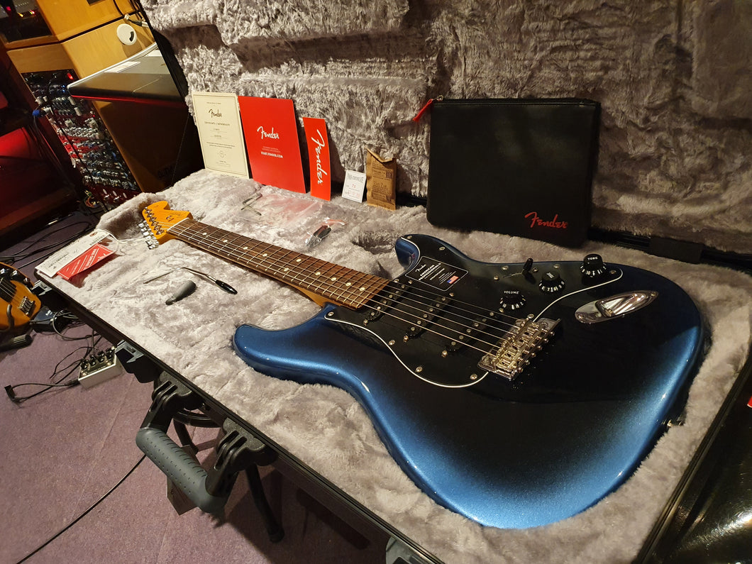 Fender American Professional II Stratocaster USA Strat Dark Night in Flight Case