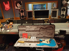 Load image into Gallery viewer, Fender American Professional II HSS Rosewood Stratocaster USA Strat Miami Blue in Flight Case
