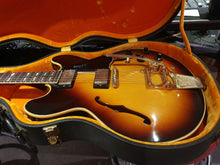 Load image into Gallery viewer, RARE 1968 Gibson ES-345 TD Stereo Bigsby Sunburst Artist Owned! ES345 345TD 345TDSV 335
