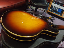 Load image into Gallery viewer, RARE 1968 Gibson ES-345 TD Stereo Bigsby Sunburst Artist Owned! ES345 345TD 345TDSV 335

