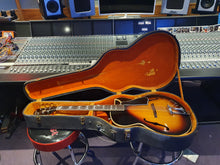 Load image into Gallery viewer, RARE 1967 Gibson L4 Florentine L4C L4-C L-4C Vintage Archtop Sunburst Kalamazoo USA Guitar
