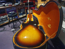 Load image into Gallery viewer, RARE 1967 Gibson L4 Florentine L4C L4-C L-4C Vintage Archtop Sunburst Kalamazoo USA Guitar
