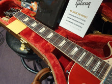 Load image into Gallery viewer, Gibson Les Paul Deluxe 70&#39;s Cherry Burst Mini Humbucker Pro Guitar BRAND NEW
