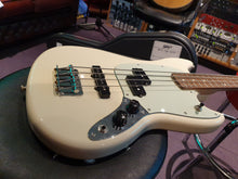 Load image into Gallery viewer, Fender Mustang Short Scale PJ Bass Artist Owned by The Darkness - Album Played!
