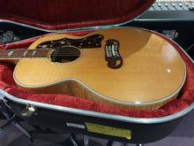 Load image into Gallery viewer, Gibson SJ-200 Guitar Owned By The Darkness Christmas Time Music Video!

