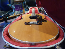 Load image into Gallery viewer, Gibson SJ-200 Guitar Owned By The Darkness Christmas Time Music Video!
