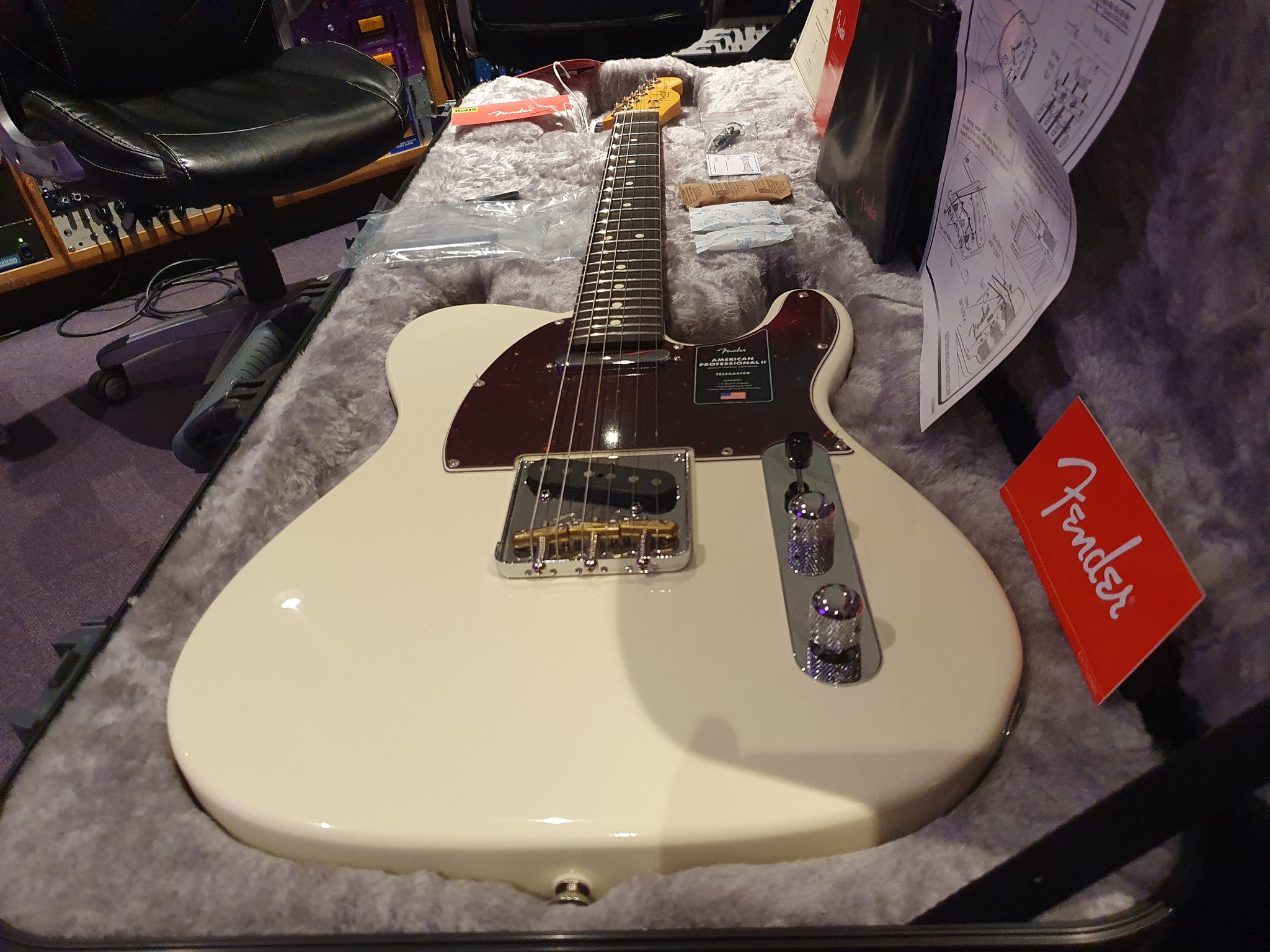 Fender American Professional II Telecaster USA Tele Olympic Fender American Professional II Telecaster USA Tele Olympic