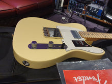 Load image into Gallery viewer, Fender American Performer Telecaster USA Tele Double Tap Humbucker Vintage White NEW!
