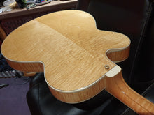 Load image into Gallery viewer, RARE 1974 Gibson Byrdland 1 of 6 Venetian Natural Flame Maple Archtop Hollow Body Electric Guitar
