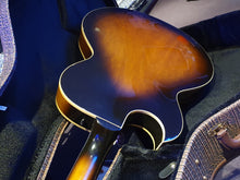 Load image into Gallery viewer, RARE 1992 Gibson ES-135 Reissue Vintage Sunburst Florentine P-100 stacked P-90 humbuckers
