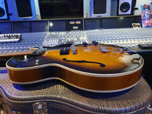 Load image into Gallery viewer, RARE 1992 Gibson ES-135 Reissue Vintage Sunburst Florentine P-100 stacked P-90 humbuckers
