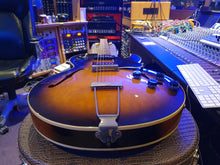 Load image into Gallery viewer, RARE 1992 Gibson ES-135 Reissue Vintage Sunburst Florentine P-100 stacked P-90 humbuckers
