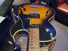 Load image into Gallery viewer, RARE 1992 Gibson ES-135 Reissue Vintage Sunburst Florentine P-100 stacked P-90 humbuckers
