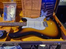 Load image into Gallery viewer, Fender Custom Shop 1960 Stratocaster Closet Classic 2-Tone Sunburst BRAND NEW
