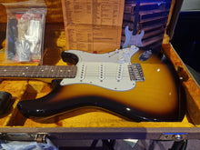 Load image into Gallery viewer, Fender Custom Shop 1960 Stratocaster Closet Classic 2-Tone Sunburst BRAND NEW
