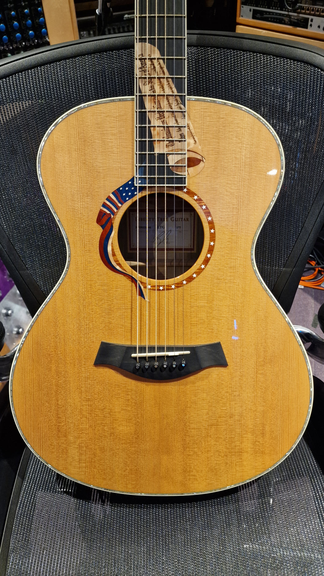 Taylor USA Custom Shop Masterbuilt Liberty Tree Grand Concert Acoustic Guitar Figured Poplar