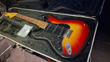 Load image into Gallery viewer, 1977 Fender Stratocaster Sunburst Hardtail vintage 70s USA Strat Lefty LH Left Hand American Guitar
