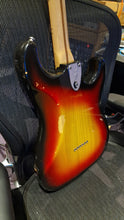 Load image into Gallery viewer, 1977 Fender Stratocaster Sunburst Hardtail vintage 70s USA Strat Lefty LH Left Hand American Guitar
