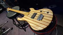 Load image into Gallery viewer, WEM Watkins Wilson British Boutique Butcher Block Custom Shop Rapier Bass Flame Neck! Wal era
