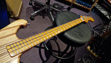 Load image into Gallery viewer, WEM Watkins Wilson British Boutique Butcher Block Custom Shop Rapier Bass Flame Neck! Wal era
