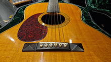 Load image into Gallery viewer, 1996 Martin Golden Era Series 000-28 12 Fret Limited Edition LH Left Hand Auditorium Acoustic Guitar
