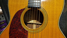 Load image into Gallery viewer, 1996 Martin Golden Era Series 000-28 12 Fret Limited Edition LH Left Hand Auditorium Acoustic Guitar
