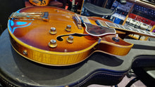 Load image into Gallery viewer, 1965 Gibson Byrdland Hollow Body Florentine Kalamazoo Sunburst Vintage 60&#39;s Guitar
