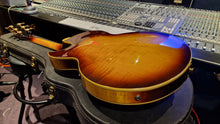 Load image into Gallery viewer, 1965 Gibson Byrdland Hollow Body Florentine Kalamazoo Sunburst Vintage 60&#39;s Guitar
