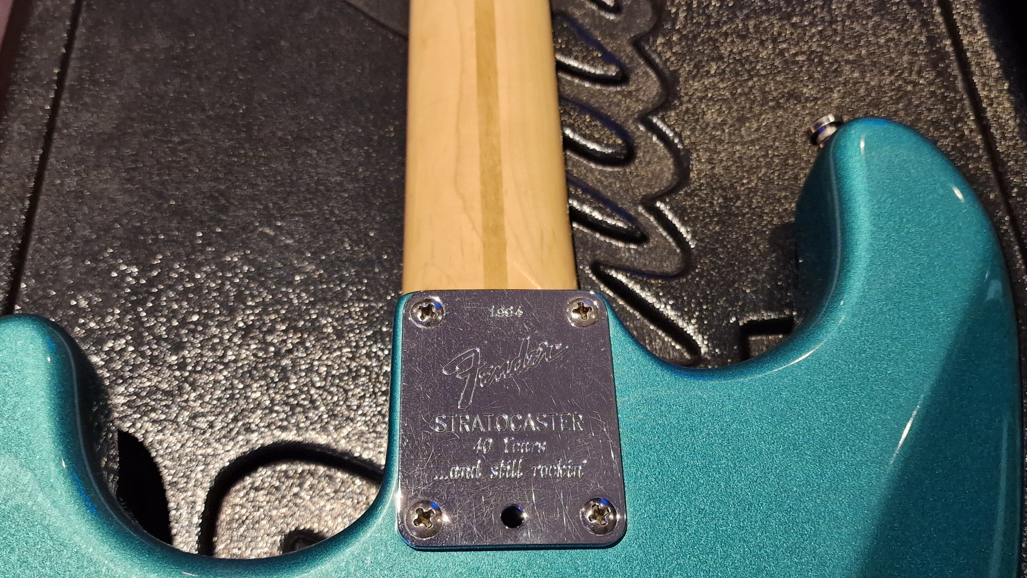 1994 Fender USA Stratocaster 40th Year Anniversary American 1994 Fender USA Stratocaster 40th Year Anniversary American