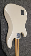Load image into Gallery viewer, FENDER PLAYER PLUS PRECISION BASS IN OLYMPIC PEARL PJ Noiseless Active/Passive Pickups
