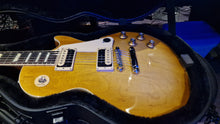 Load image into Gallery viewer, Gibson Les Paul Classic HB Honeyburst Standard Electric Guitar BRAND NEW!
