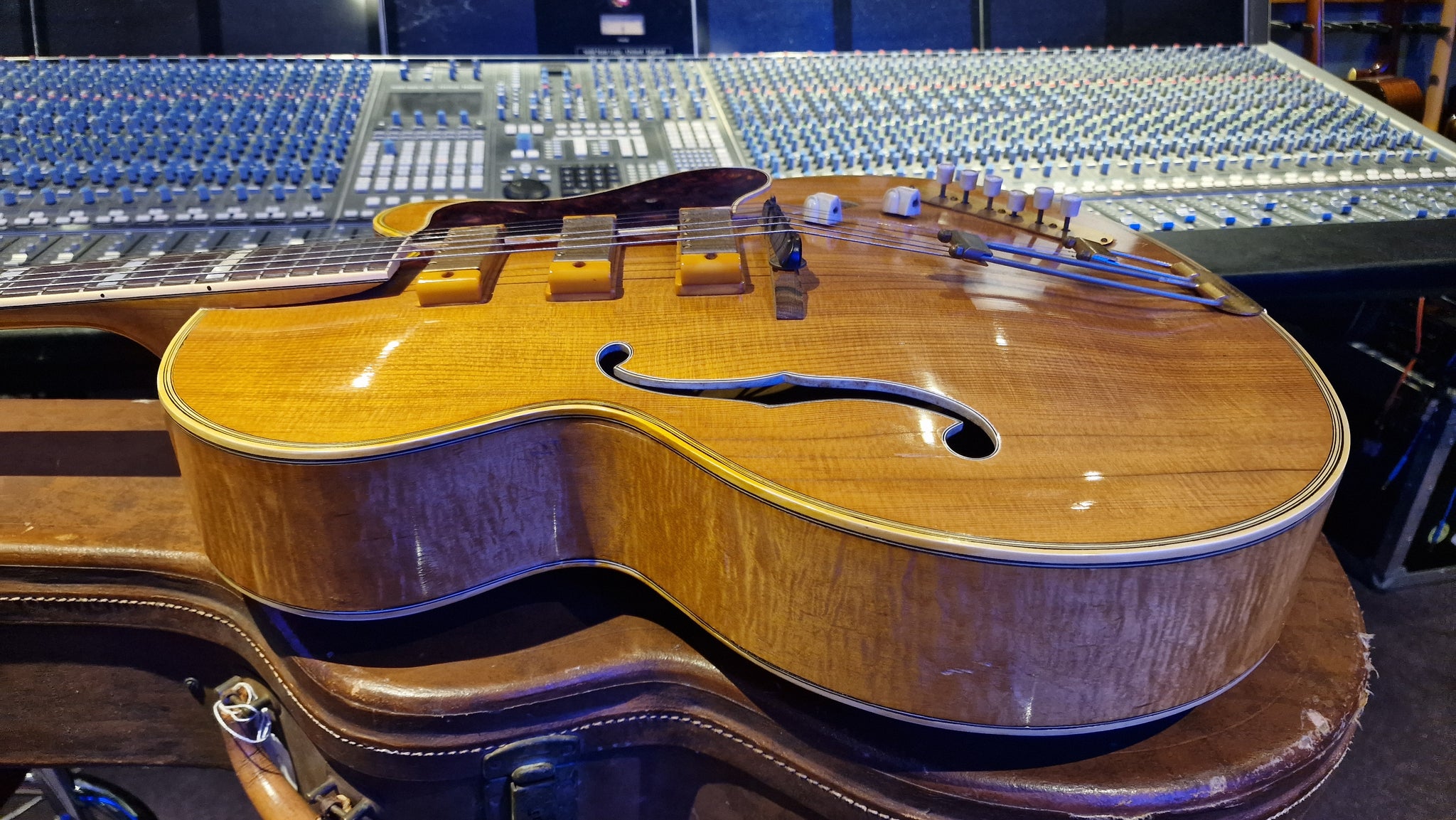 1951 Epiphone Zephyr Emperor Varitone Archtop Vintage 1951 Epiphone Zephyr Emperor Varitone Archtop Vintage