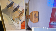 Load image into Gallery viewer, 1962 Fender Stratocaster Fiesta Red Hank Marvin Vintage &#39;60s American Electric Guitar 1 owner since 1986!
